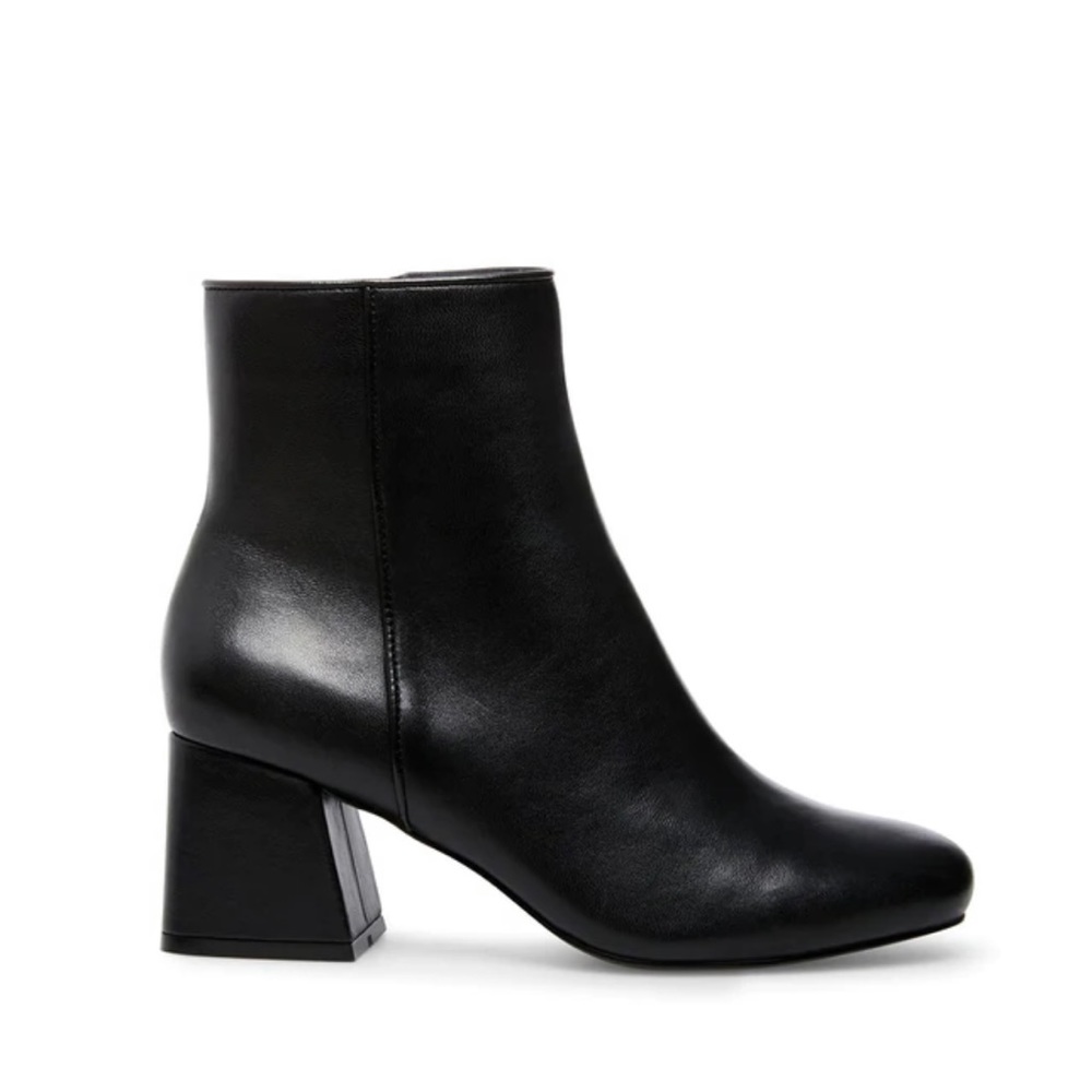 Steve Madden Sold-Out Davist Booties!